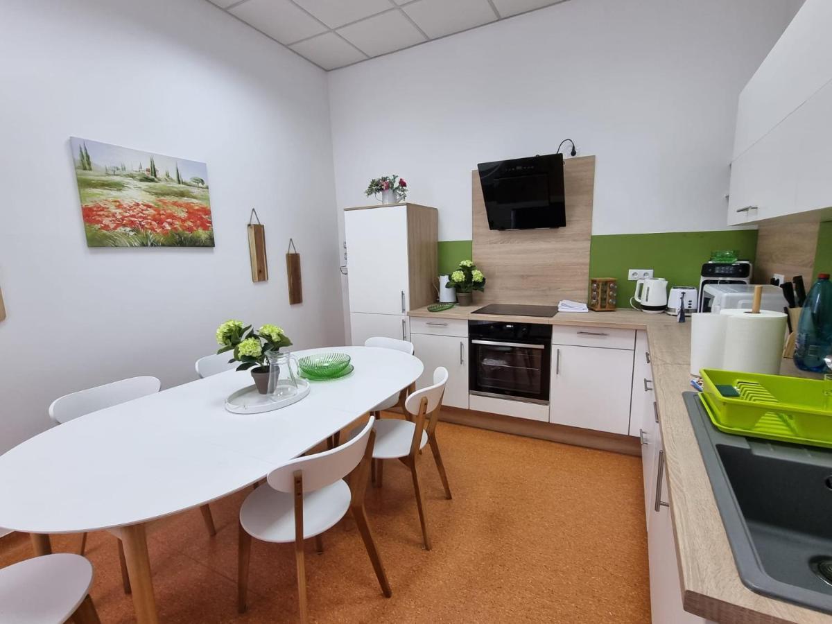 Central Park Apartments Cluj-Napoca Eksteriør billede