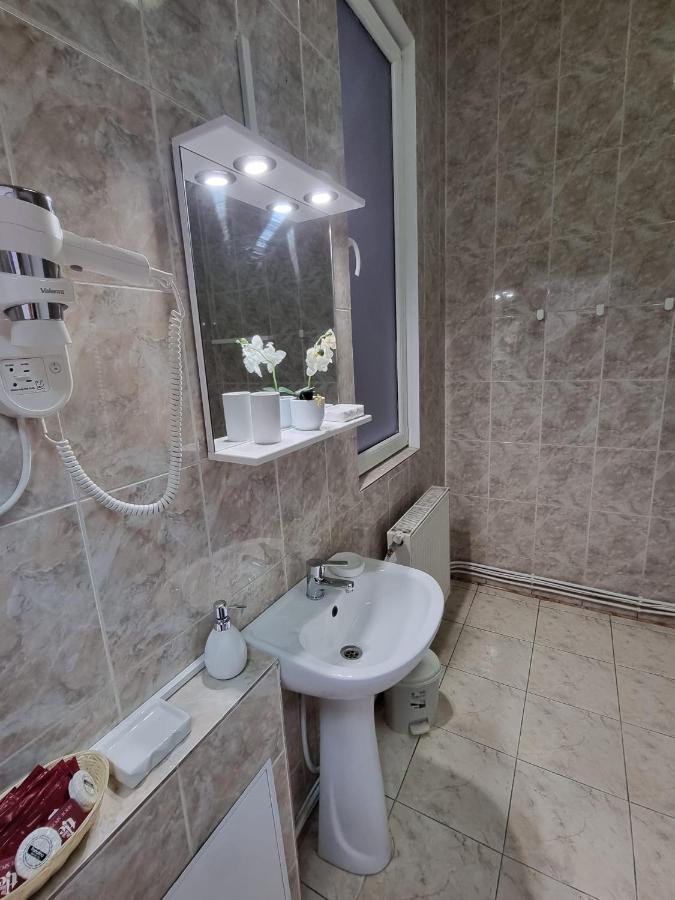 Central Park Apartments Cluj-Napoca Eksteriør billede