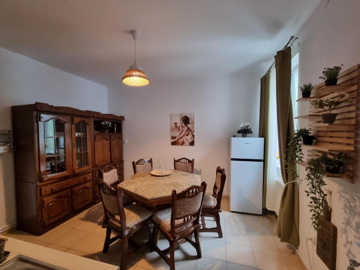Central Park Apartments Cluj-Napoca Eksteriør billede