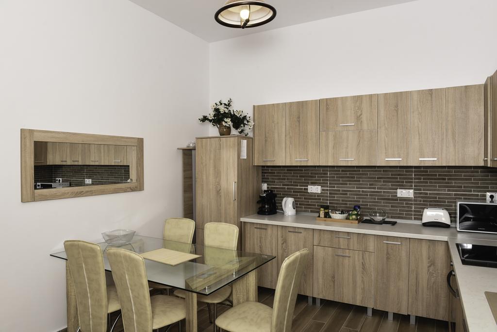 Central Park Apartments Cluj-Napoca Eksteriør billede